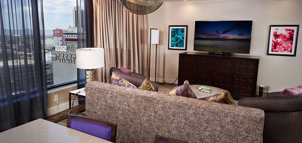 california rooms and suites image